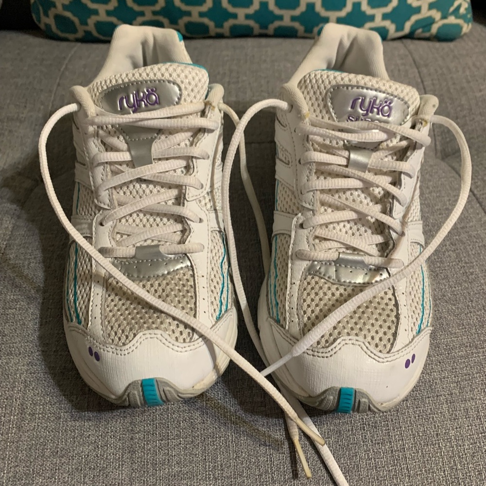 Ryka Surge women’s sneakers